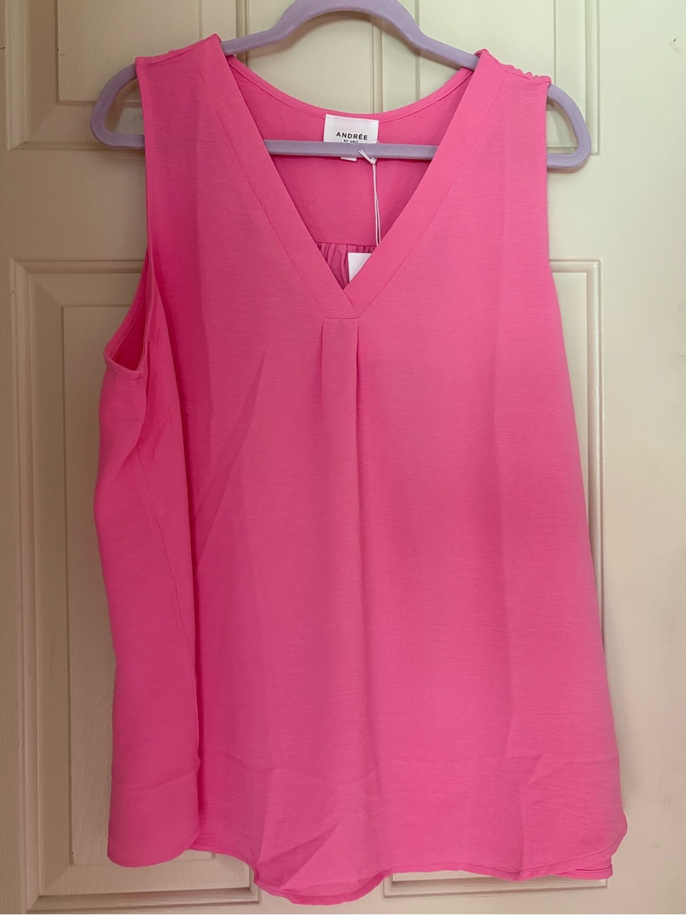 Andree By Unit Size 1x Pink V-Neck Sleeveless Women's Blouse, NWT